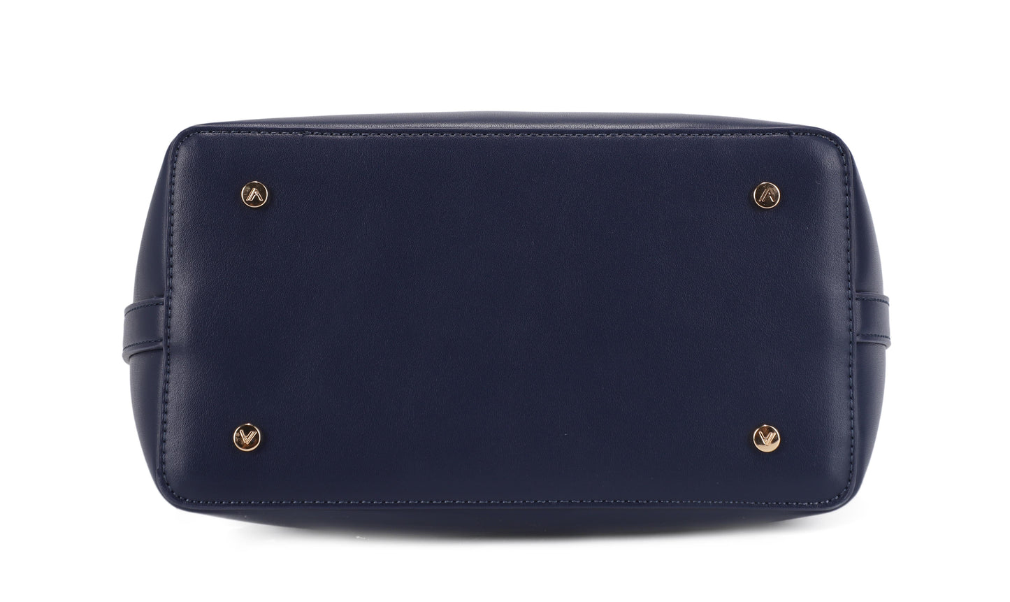 Elke Bucket Bag